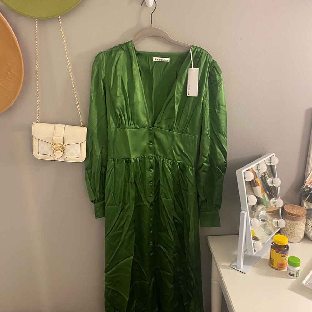 Reformation Nicola Dress - Palm Green BRAND NEW TAGS STILL ON - Picture 2 of 3